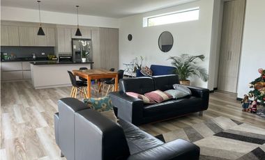 VENTA O PERMUTA CASA CAMPESTRE - VDA LA BELLA - CALARCA - CJTO CERRADO