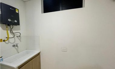 ARRIENDO APARTAESTUDIO EN POBLADO SECTOR PALMAS - COUNTRY CLUB