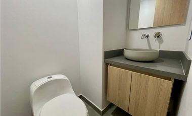 ARRIENDO APARTAESTUDIO EN POBLADO SECTOR PALMAS - COUNTRY CLUB