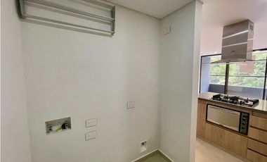 ARRIENDO APARTAESTUDIO EN POBLADO SECTOR PALMAS - COUNTRY CLUB