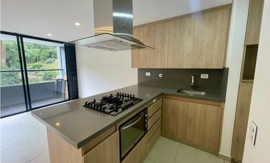 ARRIENDO APARTAESTUDIO EN POBLADO SECTOR PALMAS - COUNTRY CLUB
