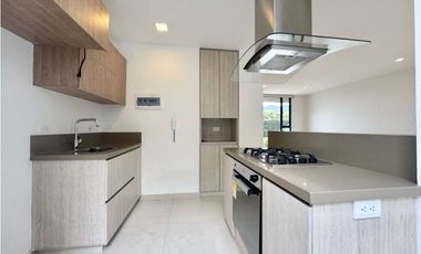Arriendo casa campestre de dos niveles en conjunto en Cajica.