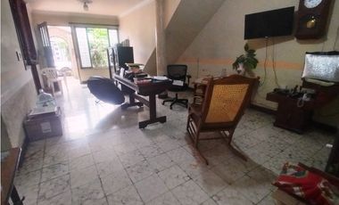 CASA EN VENTA PALMIRA 1ER PISO BARRIO MIRRIÑAO