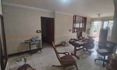 CASA EN VENTA PALMIRA 1ER PISO BARRIO MIRRIÑAO