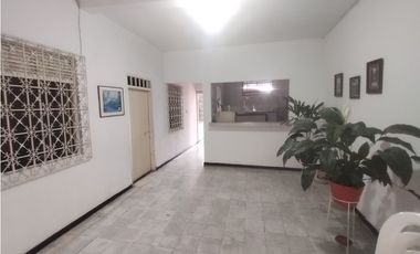 CASA EN VENTA EN PALMIRA BARRIO NUEVO ESPACIOSA CASA COLONIAL