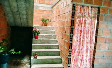 CASA CAMPESTRE EN PALMIRA TIENDA NUEVA