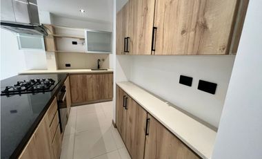 CASA EN ARRIENDO SECTOR LOMA DEL ATRAVEZADO - ENVIGADO