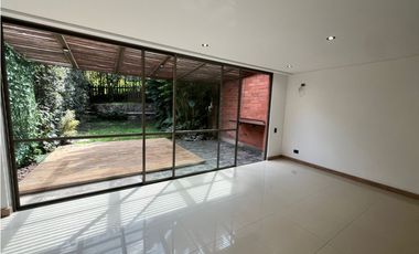 CASA EN ARRIENDO SECTOR LOMA DEL ATRAVEZADO - ENVIGADO