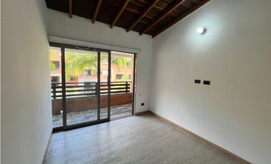 CASA EN ARRIENDO SECTOR LOMA DEL ATRAVEZADO - ENVIGADO