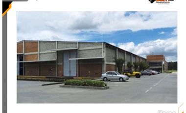 ARRIENDO BODEGA 8.088 M2  SIBERIA - ANTES DE PEAJE