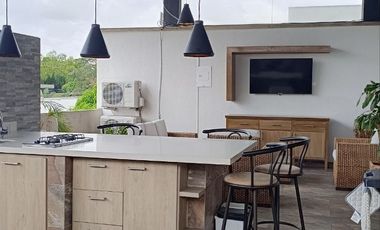 Casa Unifamiliar Piso 3 en Ciudad Jardin, Sur, Cali, Colombia