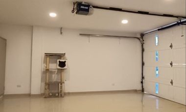 Casa Unifamiliar Piso 3 en Ciudad Jardin, Sur, Cali, Colombia