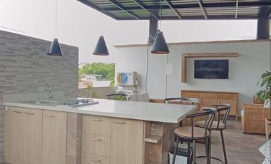 Casa Unifamiliar Piso 3 en Ciudad Jardin, Sur, Cali, Colombia