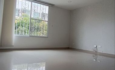 Casa Unifamiliar Piso 3 en Ciudad Jardin, Sur, Cali, Colombia