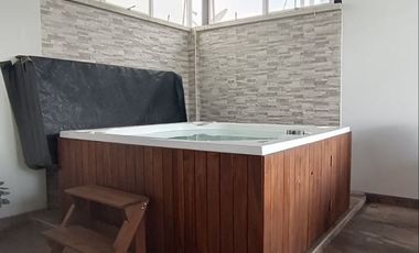 Casa Unifamiliar Piso 3 en Ciudad Jardin, Sur, Cali, Colombia