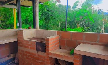 SE VENDE CASA CAMPESTRE EN LA CUMBRE