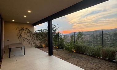 Casa en Renta Amueblada Altozano, Terraza, AC en Recámaras