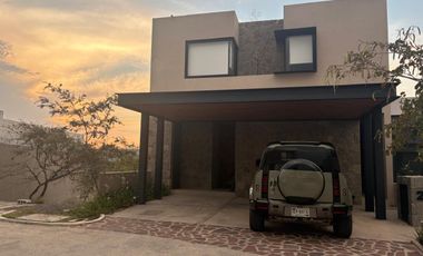 Casa en Renta Amueblada Altozano, Terraza, AC en Recámaras
