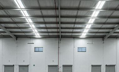 Bodega en renta de 3,300 m2 en Querétaro