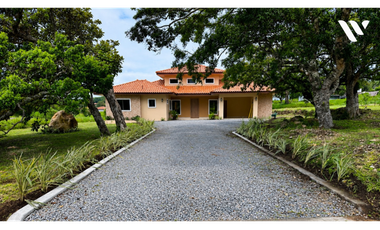 Casa Amoblada en Venta en Boquete Country Club | Boquete