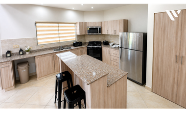 Casa Amoblada en Venta en Boquete Country Club | Boquete