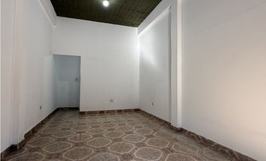 LAVALLOL 1128, Local 1, entre Edison y Esquiro, Isidro Casanova