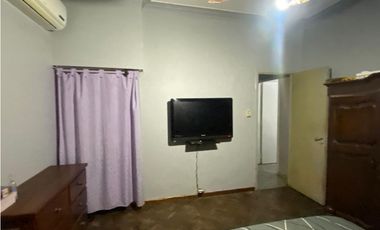 CASTELAR SUR CHALET EN VENTA PALMERO 2800