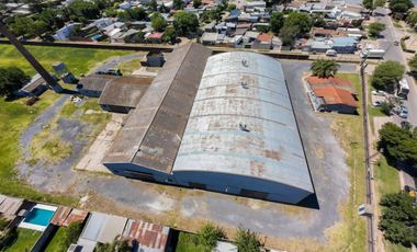 ALQUILA GRAN GALPON 3.500 m2 CON TERRENO 30.000 m2