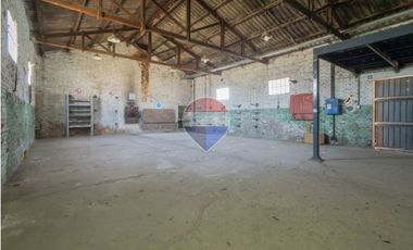 ALQUILA GRAN GALPON 3.500 m2 CON TERRENO 30.000 m2