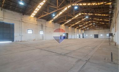 ALQUILA GRAN GALPON 3.500 m2 CON TERRENO 30.000 m2