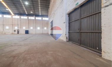 ALQUILA GRAN GALPON 3.500 m2 CON TERRENO 30.000 m2