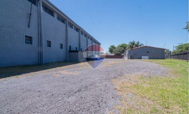 ALQUILA GRAN GALPON 3.500 m2 CON TERRENO 30.000 m2