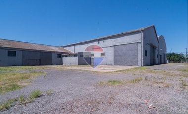 ALQUILA GRAN GALPON 3.500 m2 CON TERRENO 30.000 m2
