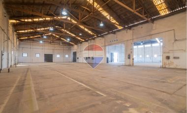 ALQUILA GRAN GALPON 3.500 m2 CON TERRENO 30.000 m2