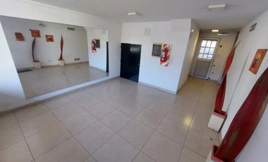 Departamento 2 ambb en alquiler c/ cochera en Villa Luzuriaga
