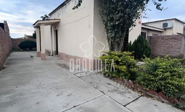 Casa en alquiler c/ cochera en General Güemes