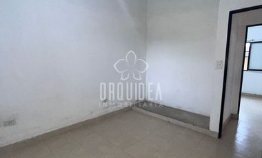 Casa en alquiler c/ cochera en General Güemes
