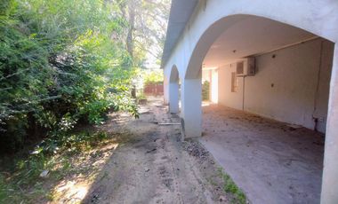 VENTA CASA 4 DORMITORIOS EN COLASTINE NORTE