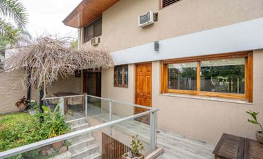VENTA CASA CATEGORIA PILETA COCHERAS SAN ANDRES
