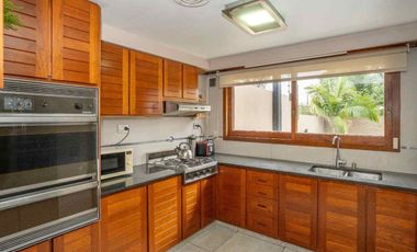 VENTA CASA CATEGORIA PILETA COCHERAS SAN ANDRES