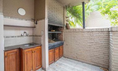 VENTA CASA CATEGORIA PILETA COCHERAS SAN ANDRES