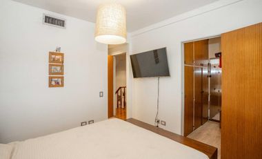 VENTA CASA CATEGORIA PILETA COCHERAS SAN ANDRES