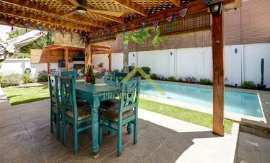 Casa en Venta en ECHEÑIQUE CON ORTUZAR