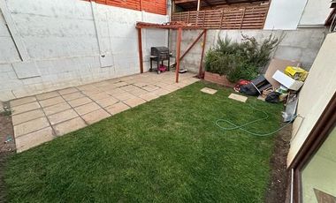 Casa en Arriendo en Avenida Univerdidad
