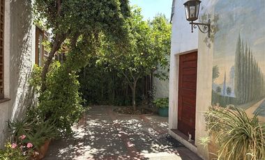 Casa en Arriendo en Metro Los Domínicos