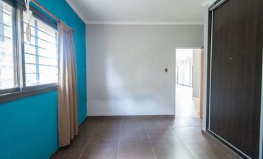 Moderna propiedad de 2 dorm en Lomas de San José