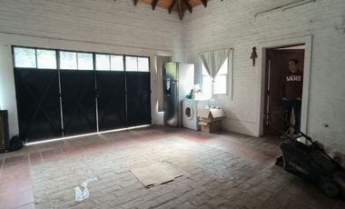 Casa Quinta Acceso Sur, Mercedes Perfecto Estado
