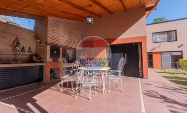 Casa Quinta en venta en Club Náutico Ubajay