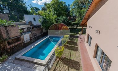 Casa Quinta en venta en Club Náutico Ubajay