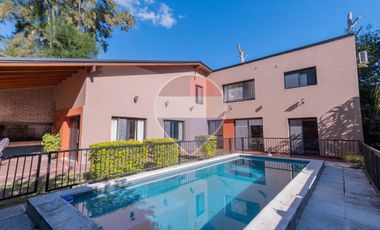 Casa Quinta en venta en Club Náutico Ubajay